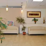 Hotel La Lanterna Rometta Marea