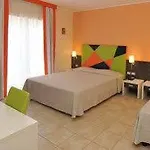 La Lanterna Otel Rometta Marea