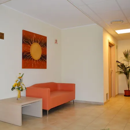 Ξενοδοχείο La Lanterna Rometta Marea