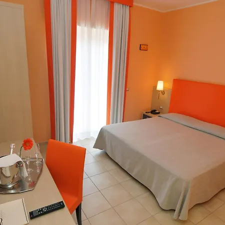 Ξενοδοχείο La Lanterna 3*