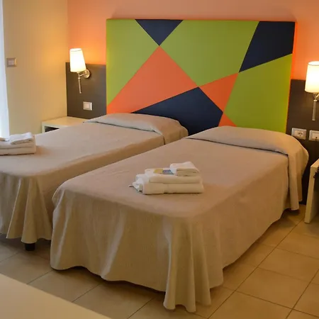 Ξενοδοχείο La Lanterna 3*