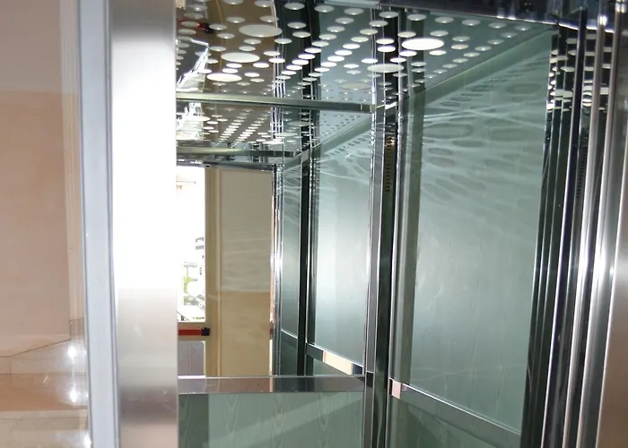 La Lanterna 酒店 罗梅塔马雷亚