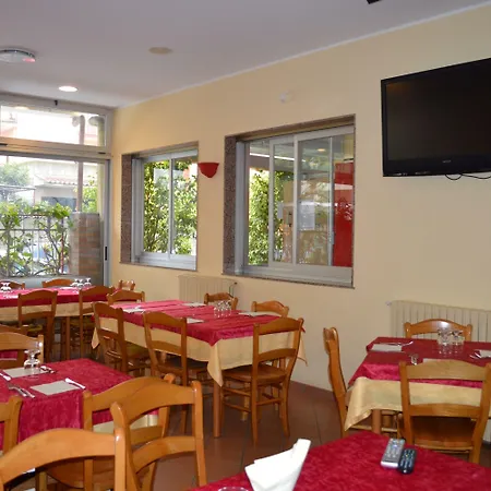 La Lanterna 3*