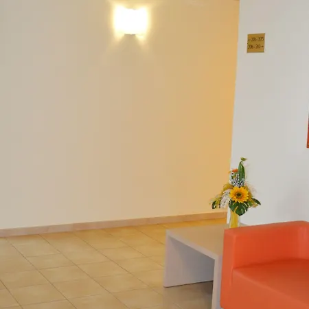 La Lanterna Hotel Rometta Marea