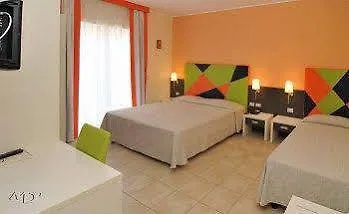 La Lanterna Hotell Rometta Marea